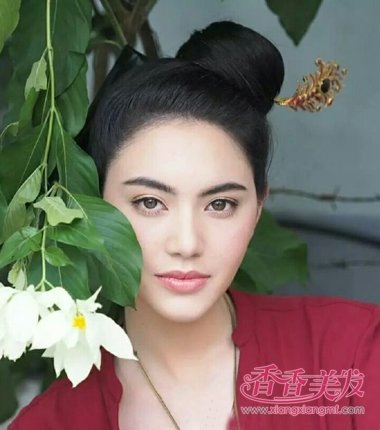 ̩Ů�ǿ�ʼ�ߺ���·�� ��ޱ��������ͻȻ��ʮ��Բ������