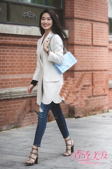 ����ڳ½�������ع� Ů��ĳ�ֱ��̫����