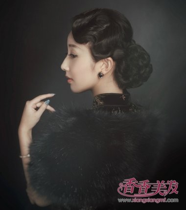 ���ʱ�ڱ�־�Է��� ��������������ξ���