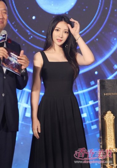 �Ը�Ů�������з־��� �ڳ�������������ͷ��