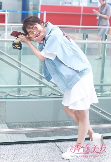 ������Ů��̷�������� ����β�����ˬʱ��