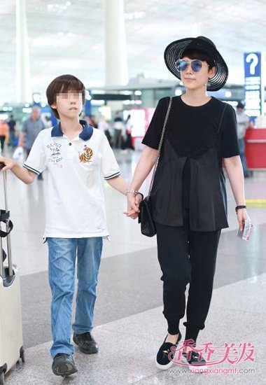 10��С�к���˧������ ����ϱ��������ӷ���