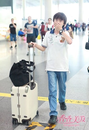 10岁小男孩的帅气造型 国民媳妇海清儿子发型