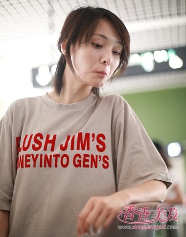 ˬ��ֽ�ֻ��¶̷����� ���θ�ͷ�������ڶ�