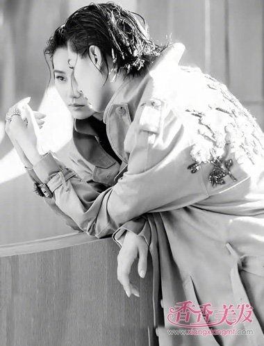 ��ʫʫ����װ����־���� ����ʪ��Ӣ����������