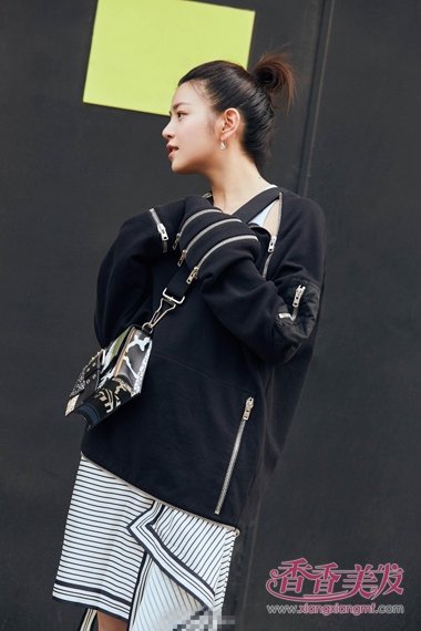 ����ϣ������ϵ����ͷ ������ˬʱ�е�����