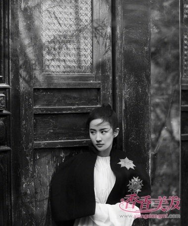 ��Ů������Ḵ����β Ӣ���ˬˣŮ������