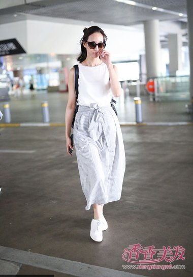 �ž�帰�������ͷ���� �������ȵ�СŮ������