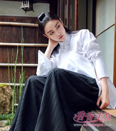 ������ܰ���Ȼ������·�� ����Ů�񷶶����öԷ�������