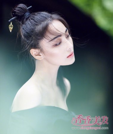 ������ܰ���Ȼ������·�� ����Ů�񷶶����öԷ�������