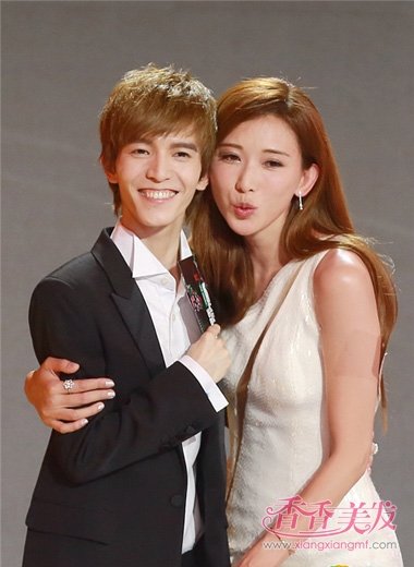 ��־������������̨ͬ�� ����Ů��ĳ������Դ���