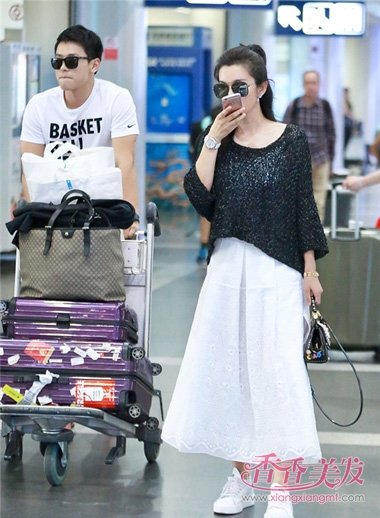 �׶�����ż�������ͬ���� Ů���������ͷ��������