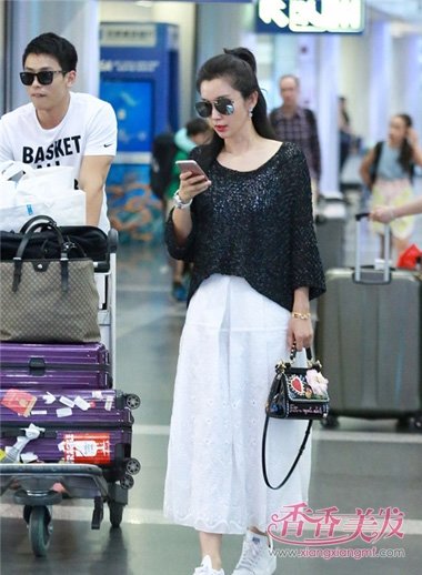 �׶�����ż�������ͬ���� Ů���������ͷ��������