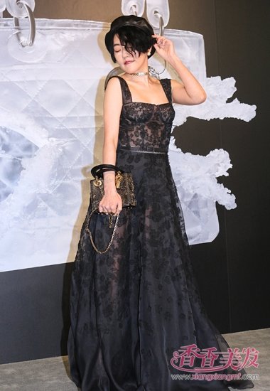 СS�ų����Զ̷���ϯĳ� ���Ů�˷���ķ������