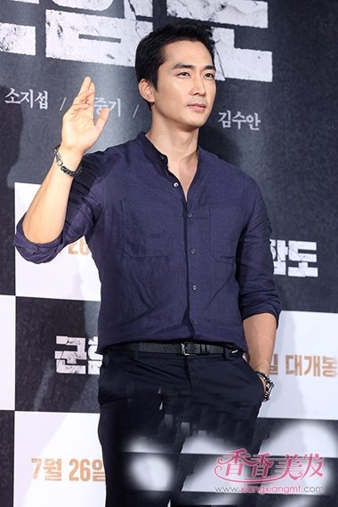 �����γ��ܺ���̾������� ���������͵ķ��ʹ���