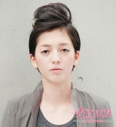 ������ͷ���̵Ķ̷���ô���򵥺ÿ� ����ͷ�̷������������ÿ���ʽ