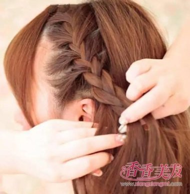 �ʺ����վۻ�ı෢ �μӾۻ�������ͷ