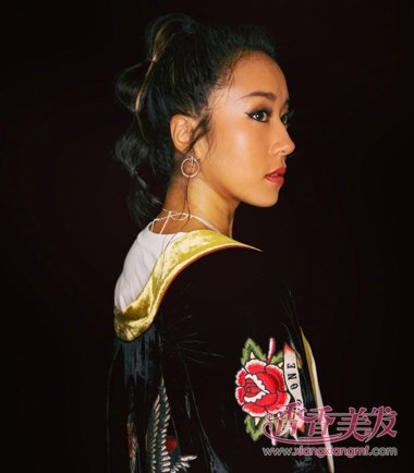 �������ݲ�ֻ�ǽ������ĺͷ��� ������ķ���������