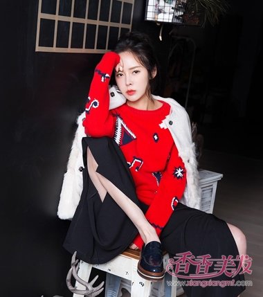 ����һ������������ĸ��� �Ի���ɭŮϵ���������߶�