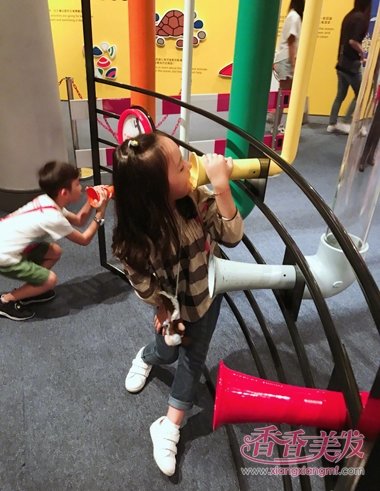 ����Сͯ�����������ɫ���� ���ɿɰ���СŮ���г���