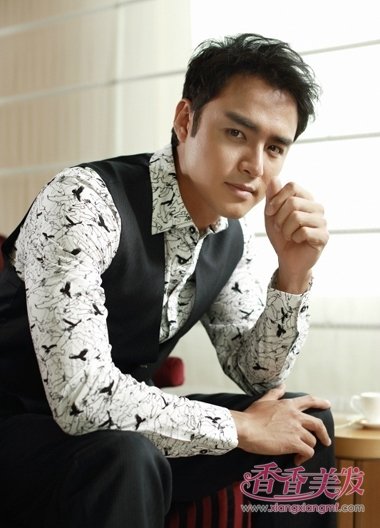 ����˧���̷���Ů����д�� ͹�Գ������ζ�ķ��ʹ���