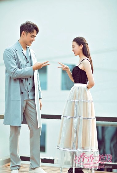 ����˧���̷���Ů����д�� ͹�Գ������ζ�ķ��ʹ���