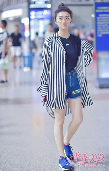 ����������ˬʱ�з��������� Ψ��Ư����Ů��������ͷ���