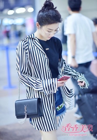 ����������ˬʱ�з��������� Ψ��Ư����Ů��������ͷ���