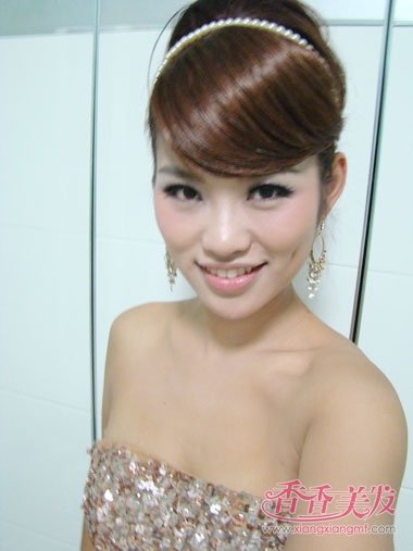 ��Ŀ��������������ͼƬ У԰�����˷���ͼƬ