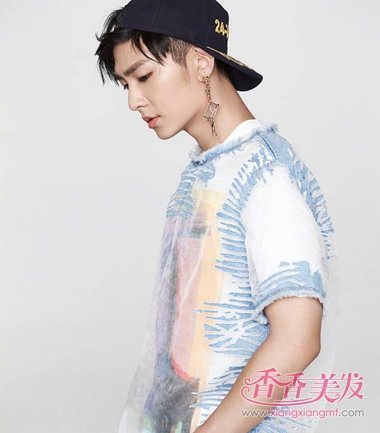 ���ô���ݰ�Ҳ��˧ �����ں�ɫ�̷������ǾӼ�