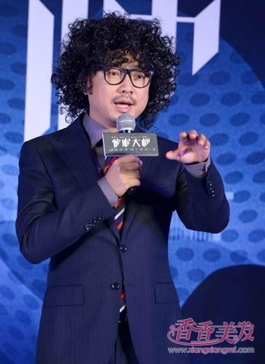 男明星Xu zhng的短发造型搞笑又有喜剧感