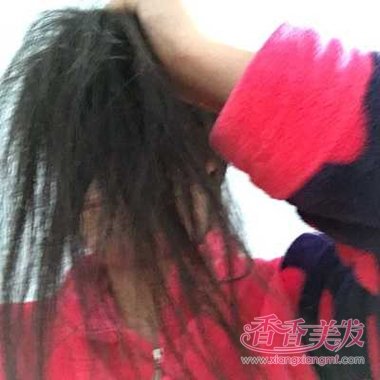 ͷ���ٵ�Ů����ô��ץͷ���ÿ� ͷ���ٵ�Ů��ץ����Ƭ