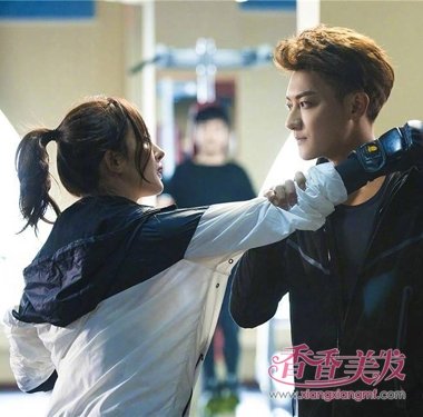 ���ݻ�������ݽ���� ̸�й�ְ����Ů����ʷ���