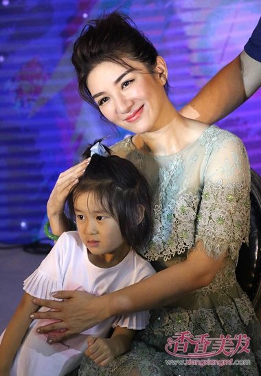 ���������ɷ�����ӵ����Ůģ�� �ȱ����������շ���