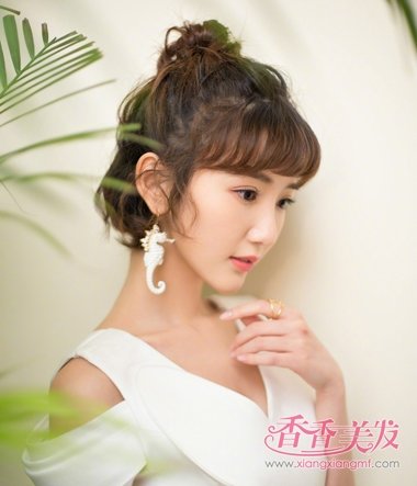 �ļ�¶���о��� ϸ��ë��ͮ�̷���¶���С����