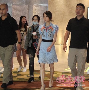 �������Ϻ��̷�˦������ʱ�� ���������ɵ�װ�����