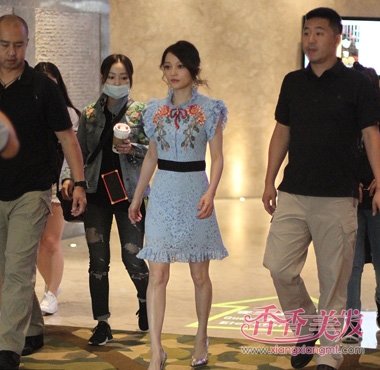 �������Ϻ��̷�˦������ʱ�� ���������ɵ�װ�����