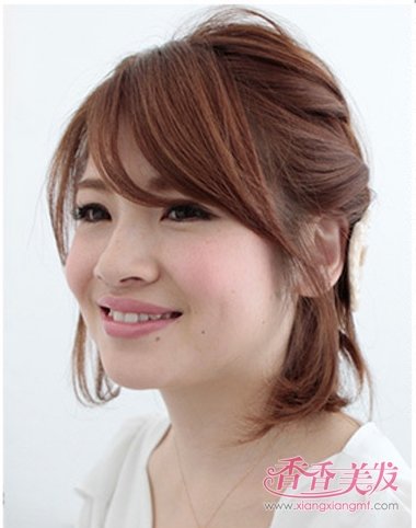 �ж̷��Լ������ͷ�� ����Ů����ͷ������