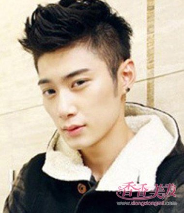 Բ������С�ɻ�ͷ 2018����ͷ��