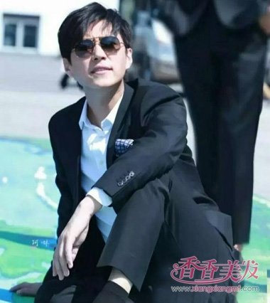 �ϸɲ��ն��任���͸�����ɫ �������������̷��ɳ�������