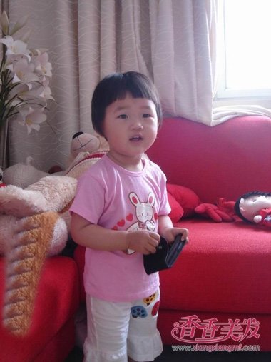 ������Ů������������ͷ���ÿ� ѧ��СŮͯͷ��