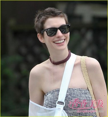 Բ��Ůѧ����ʲô��ͷ�ÿ� ��Բ����ʲô�ÿ�