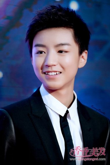 TFBOYS������������̷����� ��Ů���е�ż����չ��