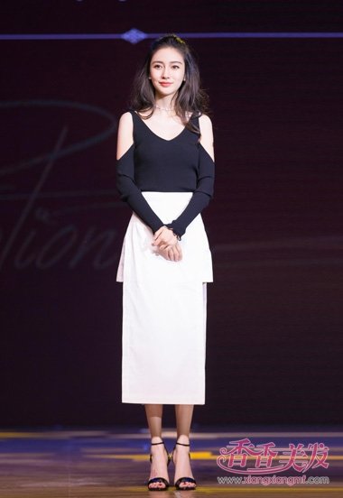 ����Angelababy�����������崿 Ů��ļ�Լ���·��ͳ���