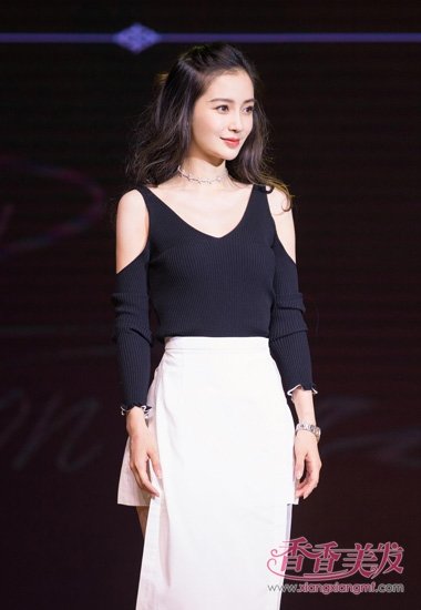 ����Angelababy�����������崿 Ů��ļ�Լ���·��ͳ���