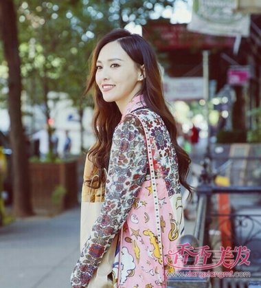 ���ڰ����װѡ�� ����С���·�װ�䷢������