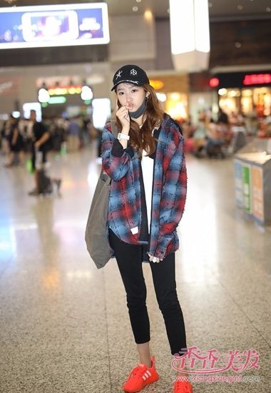 �����Ů����ͮ�����㳤������ ˯���ѵ���ɢ���ǽ񼾳���