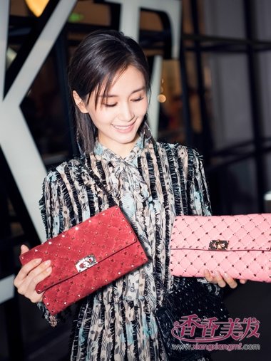 ������µĶ���ͷ����С�� ��ӱ�����������ľ��·�