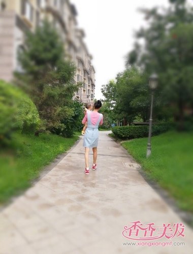 �������Ȼ������ͷ��Ů��ʮ�� ��΢��ɹ�Ҹ��ķ������