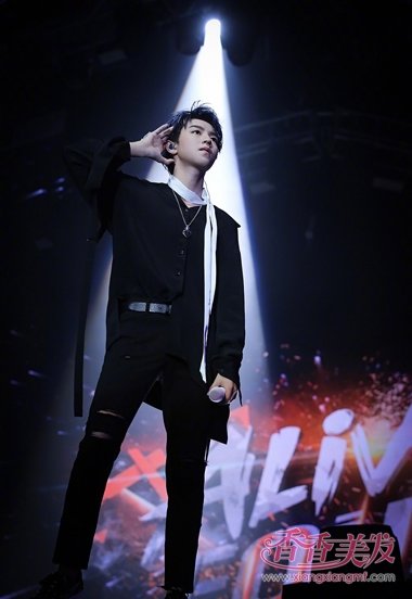 少年偶像TFBOYS组合时尚发型 国际潮流风范的造型呈现